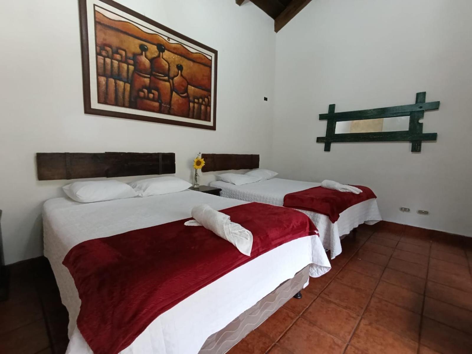 Hotel Donde Lico à Antigua Extérieur photo